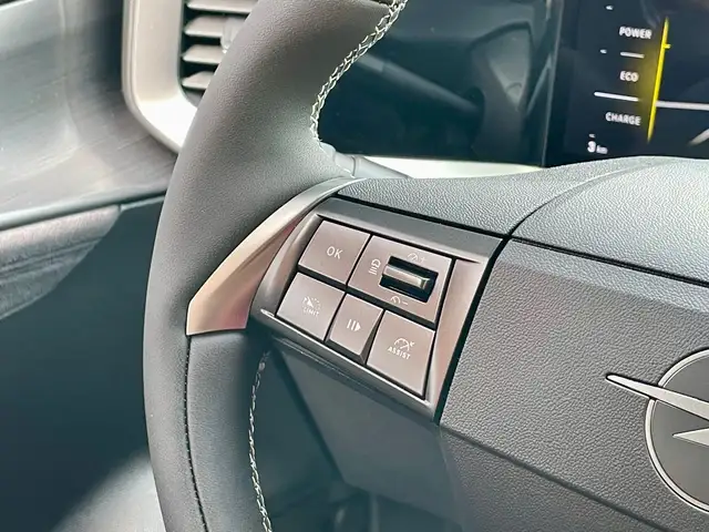 Opel Mokka-E view 12