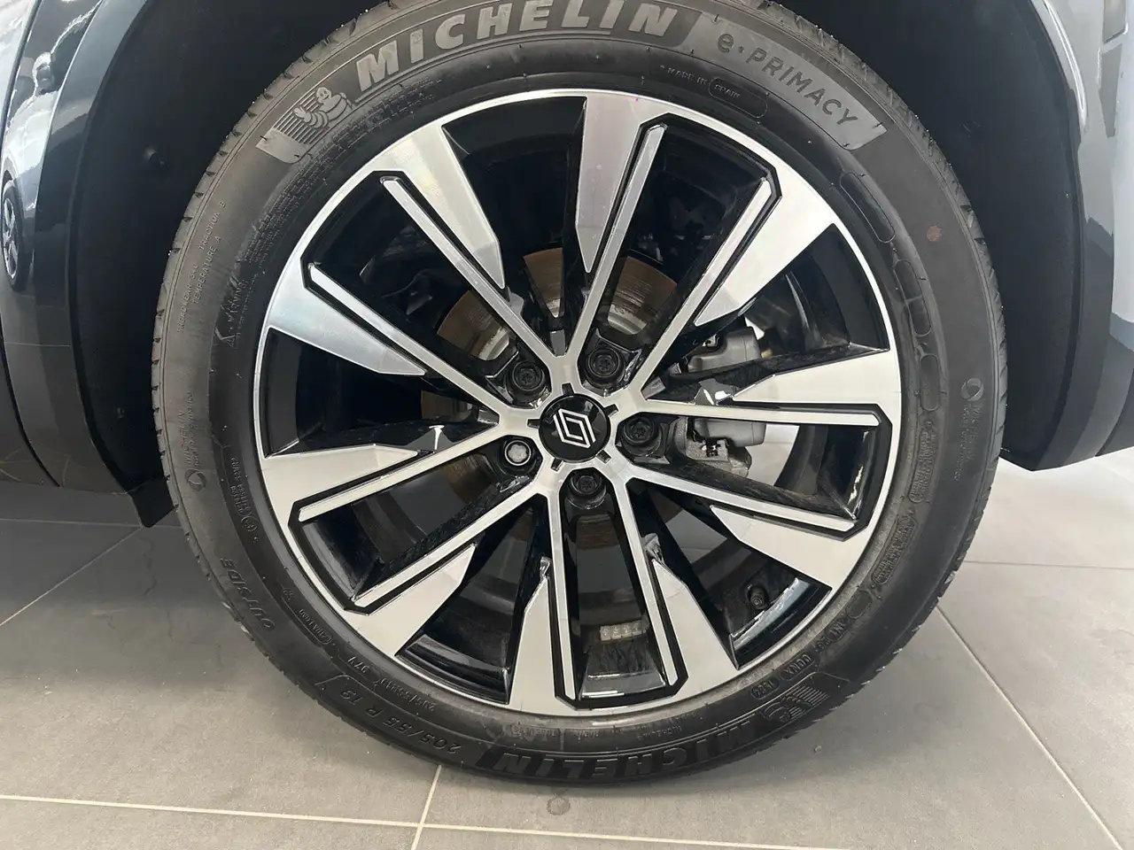 Renault Austral Full Hybrid E-Tech 200 Techno 12