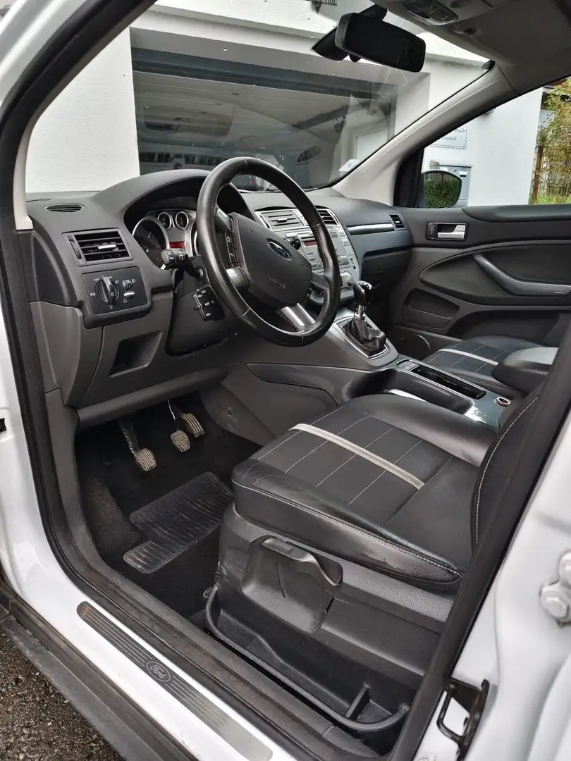 Ford Kuga 2,0 Trend 4x4 - 2