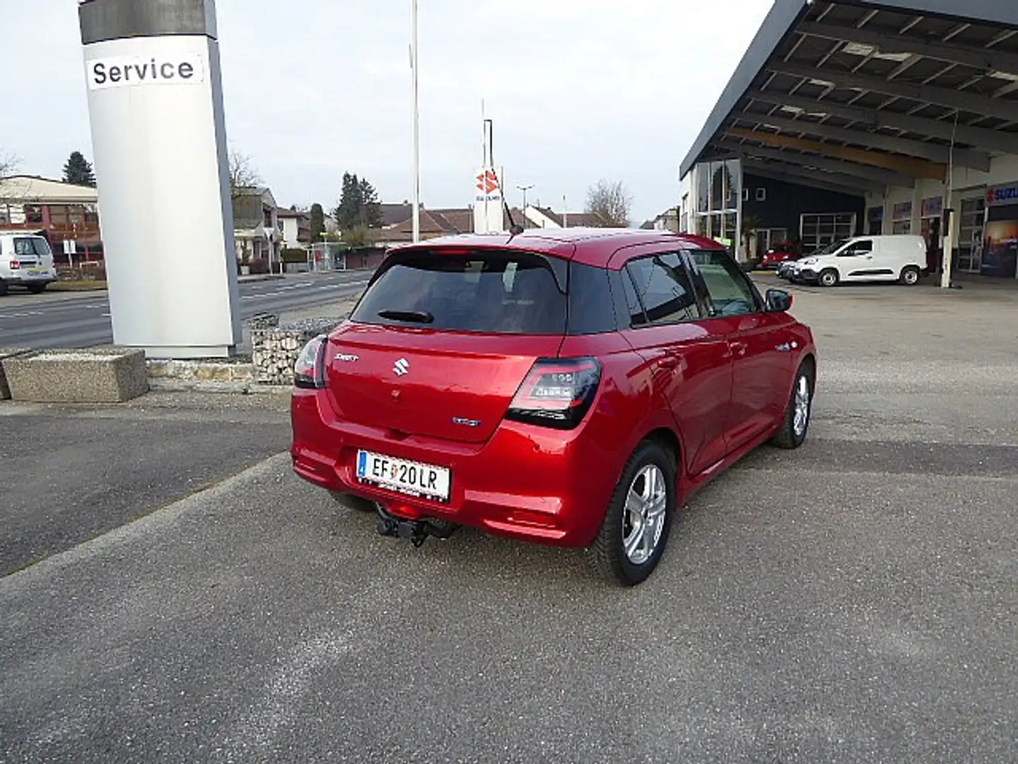 Suzuki Swift 1,2 Hybrid Shine Rot - 2