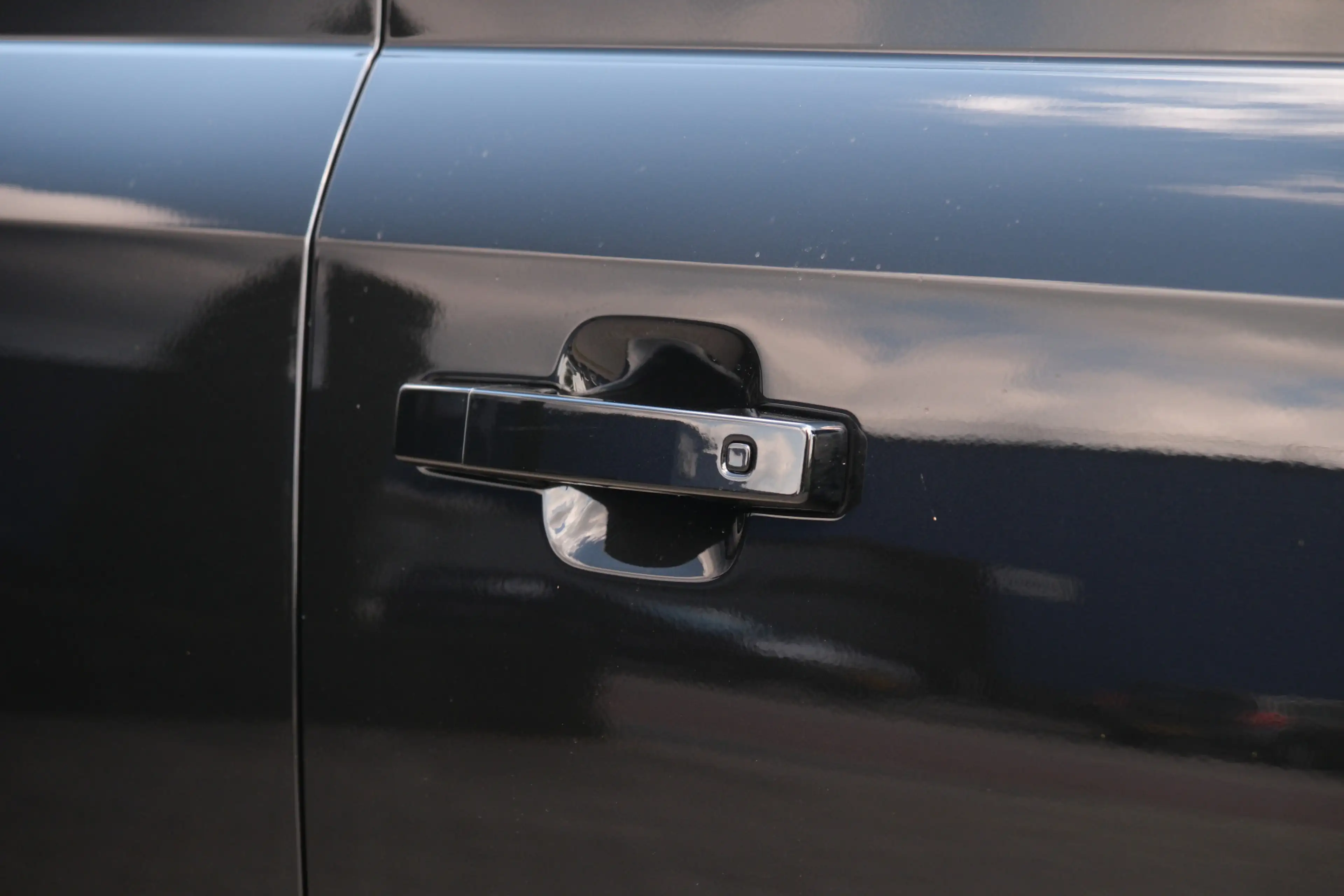 Land Rover Defender 110 2.0 P300e 110 X-Dynamic SE | Head-Up | Trekhaa — photo 15