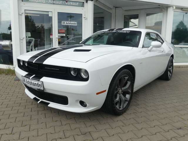 Imagine Dodge Challenger Aut. Leder Klima Sitzheizung