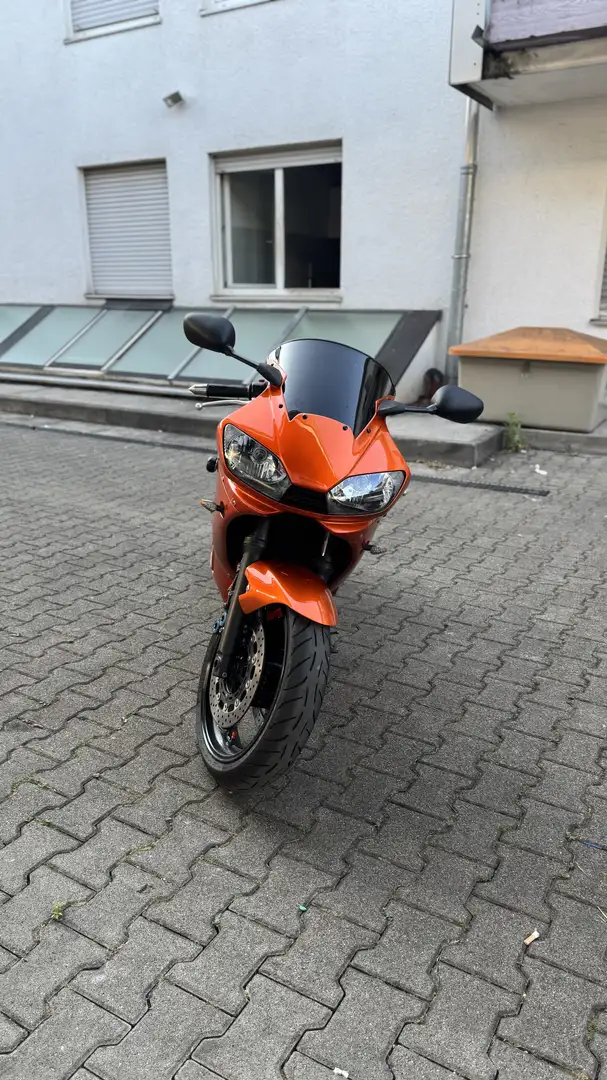 Yamaha YZF-R6 Orange - 2