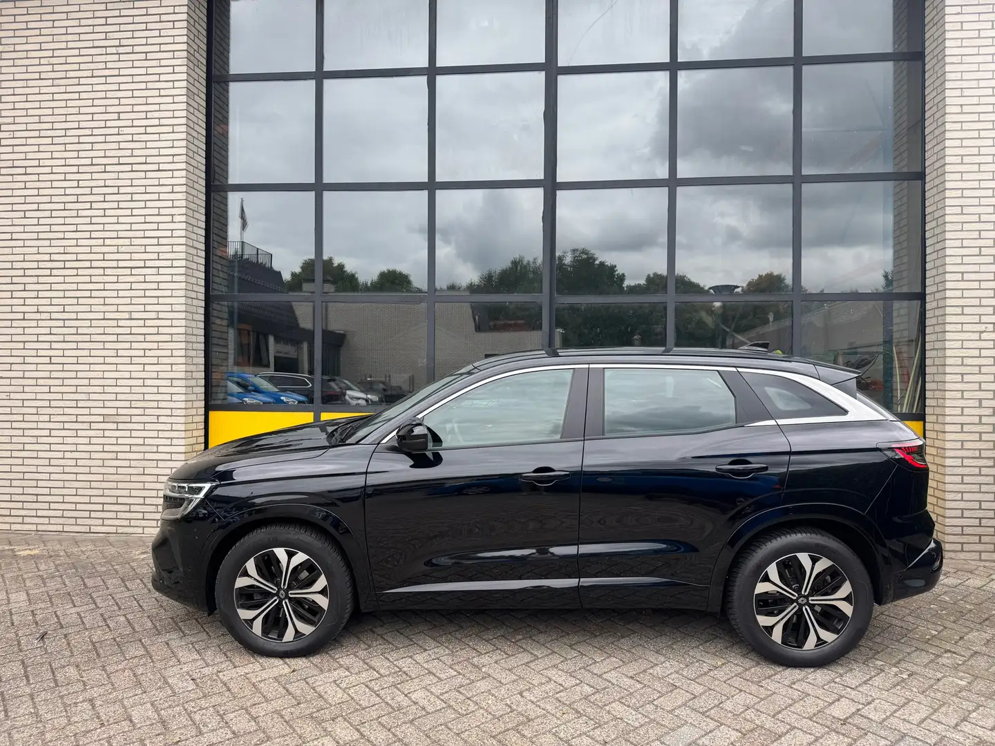 Renault Austral 1.3 140pk 1.800 trekgewicht, stoelverwarming & Car Zwart - 2