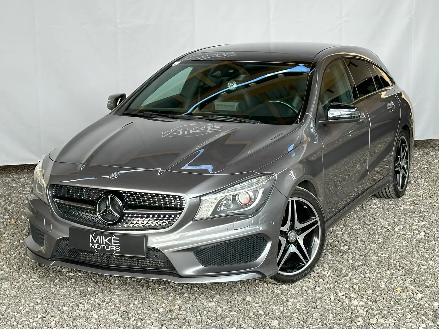 Mercedes-Benz CLA 200 CDI Shooting Brake Aut. AMG Line Grijs - 2
