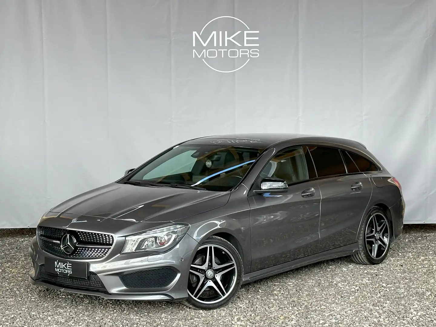 Mercedes-Benz CLA 200 CDI Shooting Brake Aut. AMG Line Grijs - 1