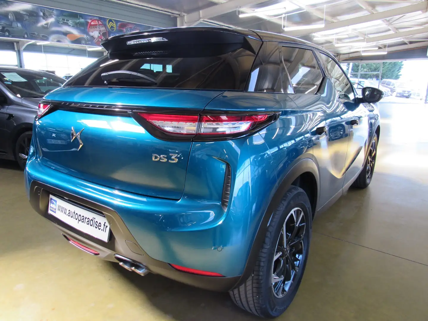 DS Automobiles DS 3 Crossback 1.2 130 SO CHIC EAT8 + OPTIONS - 2