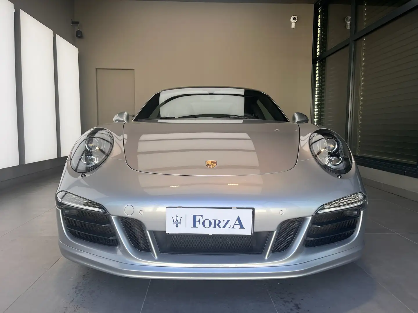 Porsche 911 911 991 Coupe 3.8 Carrera GTS pdk Silber - 2