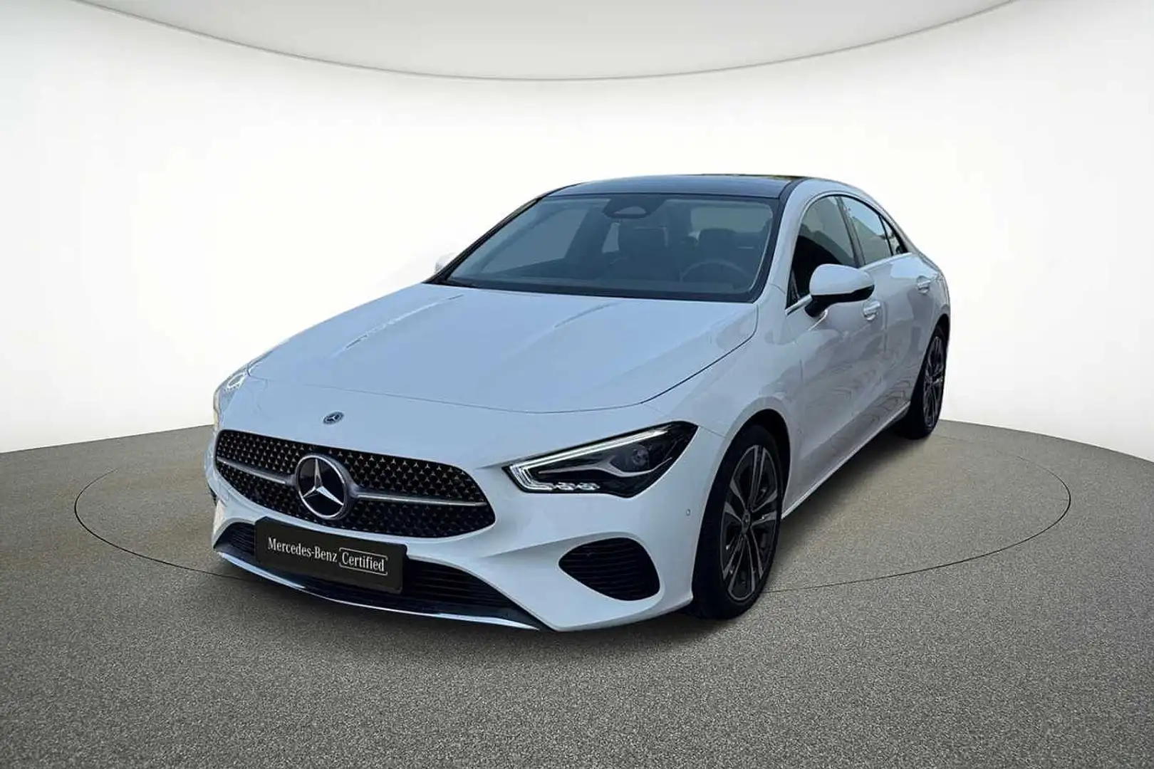 Mercedes-Benz CLA 180 Coupé Progressive Weiß - 1