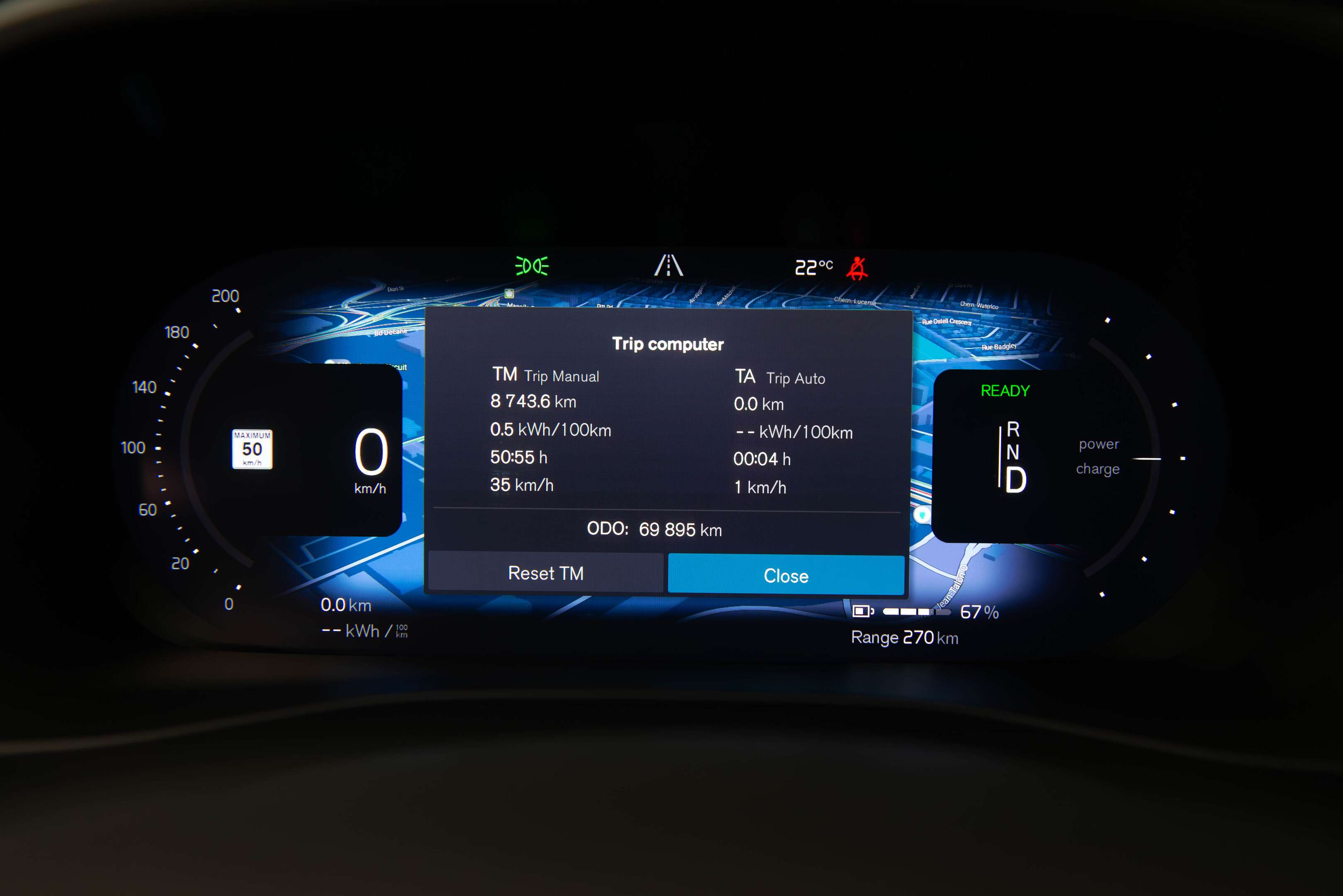 2022 Volvo XC40 P8 eAWD Core thumb 17