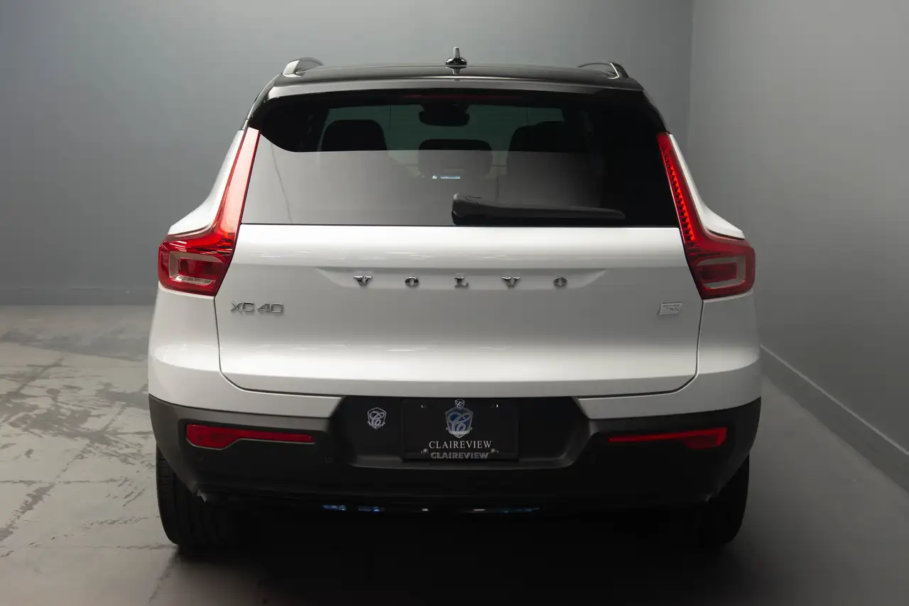 Volvo XC40 photo Volvo XC40