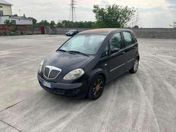 1.4 16V Platino NEOPATENTATI