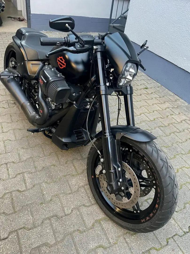 Harley-Davidson FXDR 114 Noir - 1