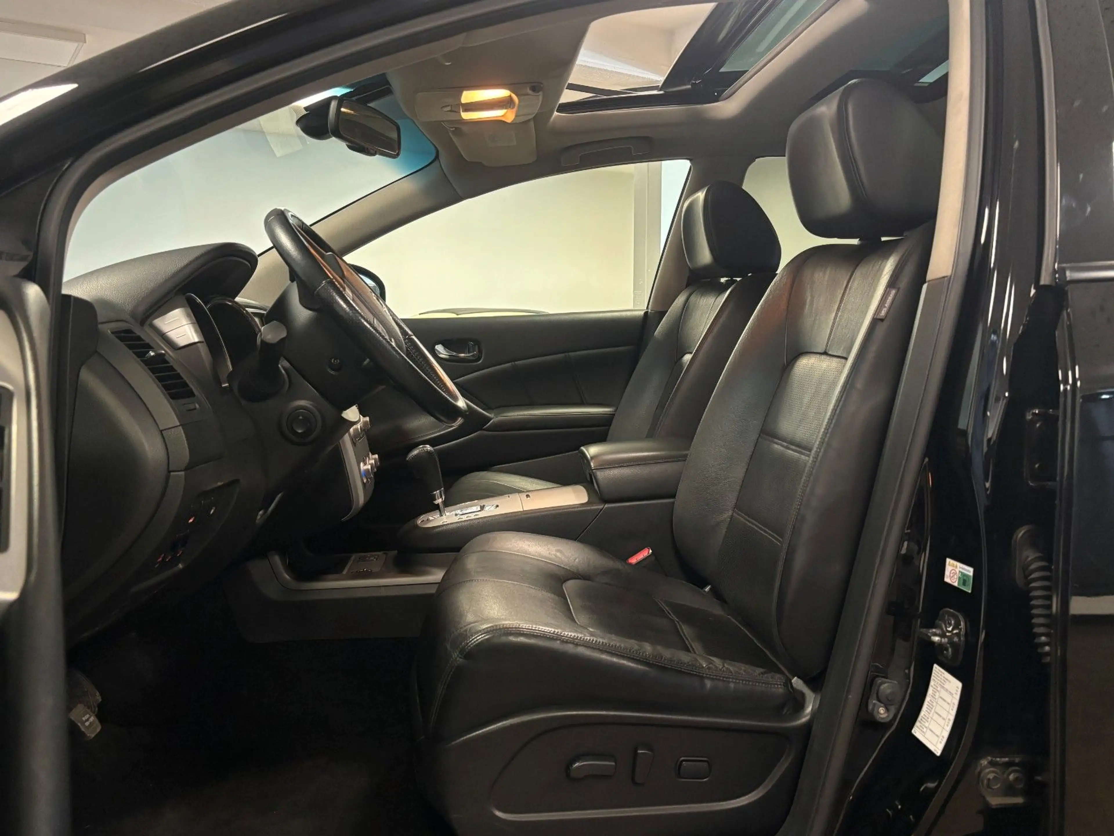 Nissan Murano Executive*NAVI*TEMPO*BI-XENON*PANORAMA — photo 11