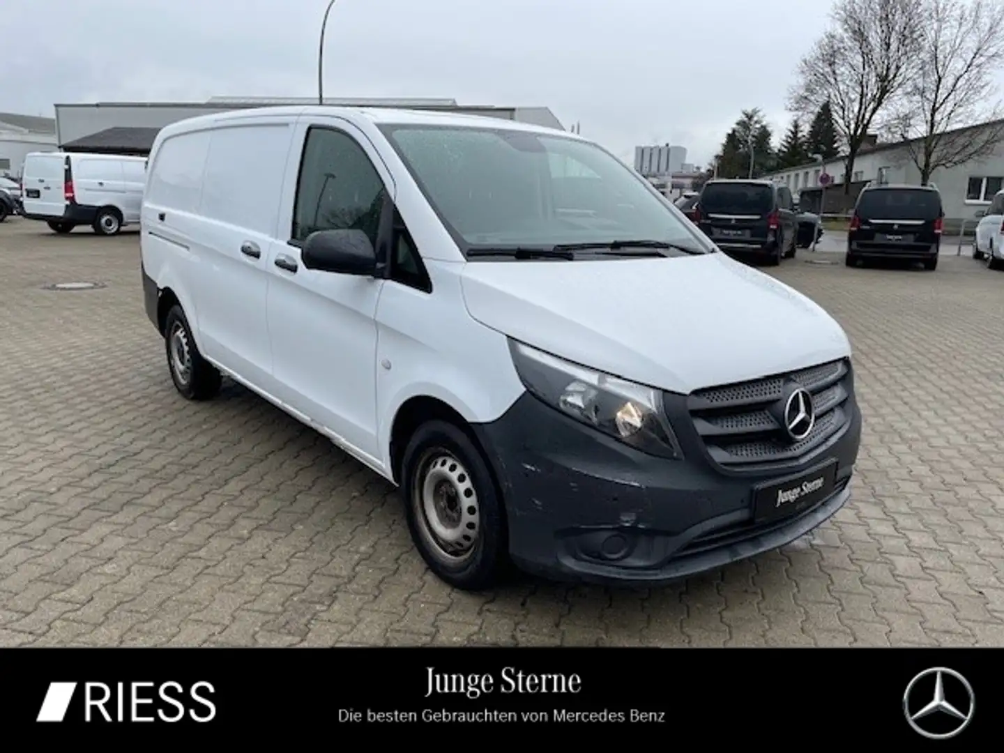 Mercedes-Benz Vito 116 CDI KA / DAB / Kamera / Klima / SHZ / Tempomat Weiß - 1