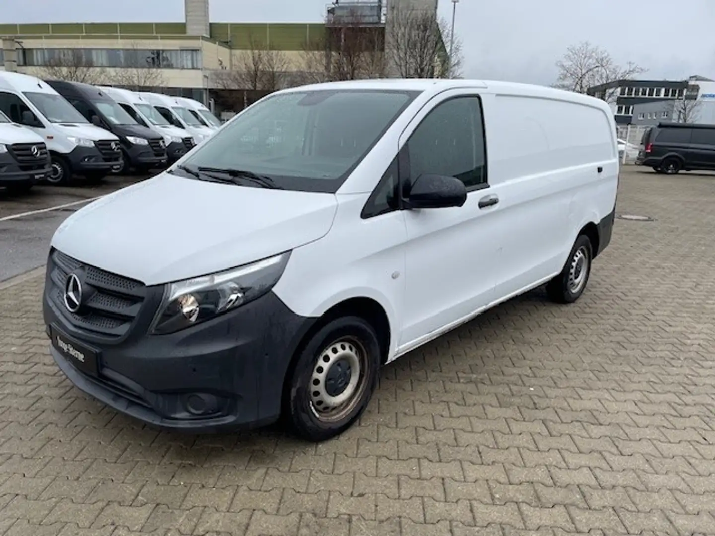 Mercedes-Benz Vito 116 CDI KA / DAB / Kamera / Klima / SHZ / Tempomat Weiß - 2