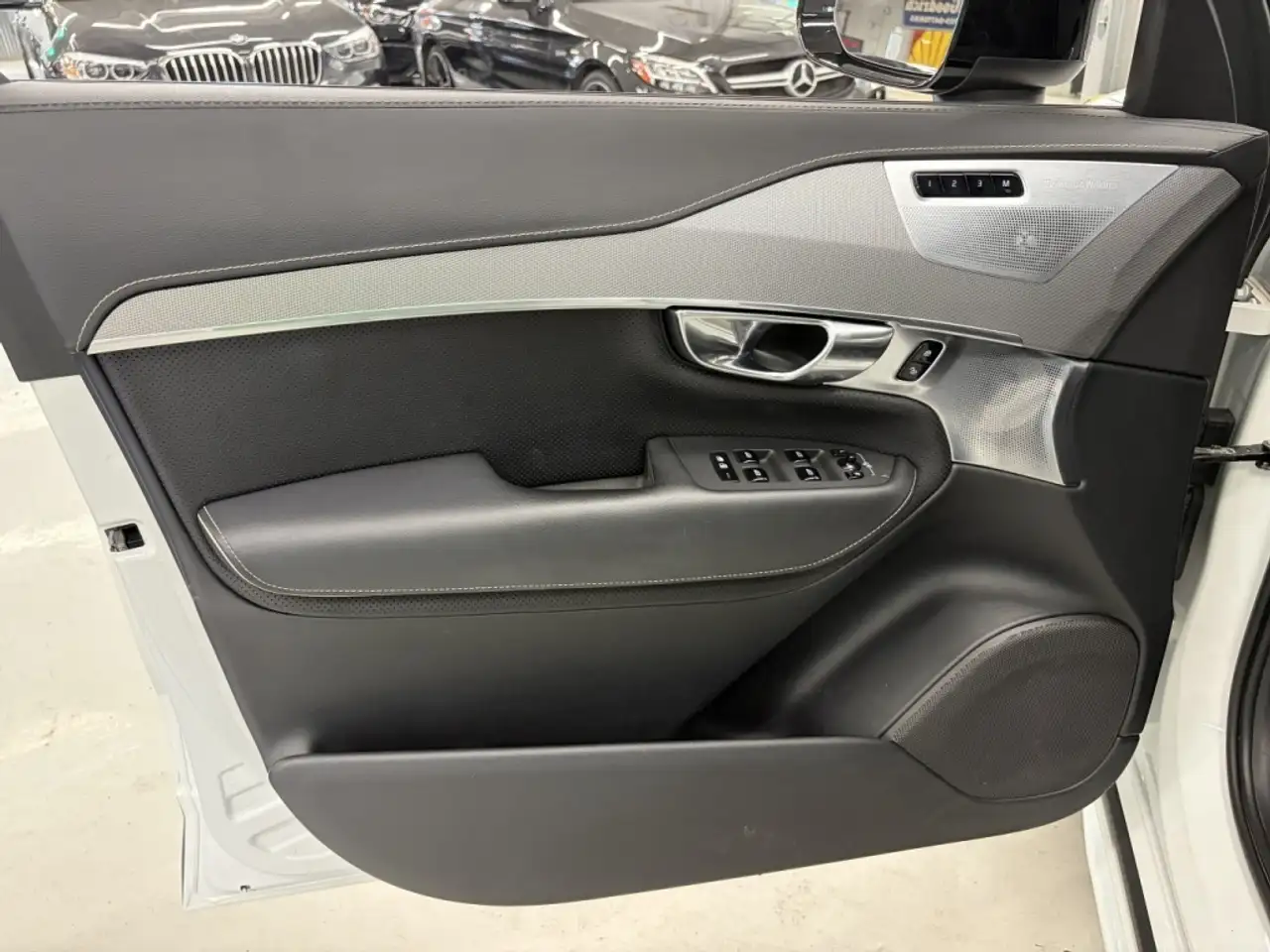 Volvo XC90 photo Volvo XC90