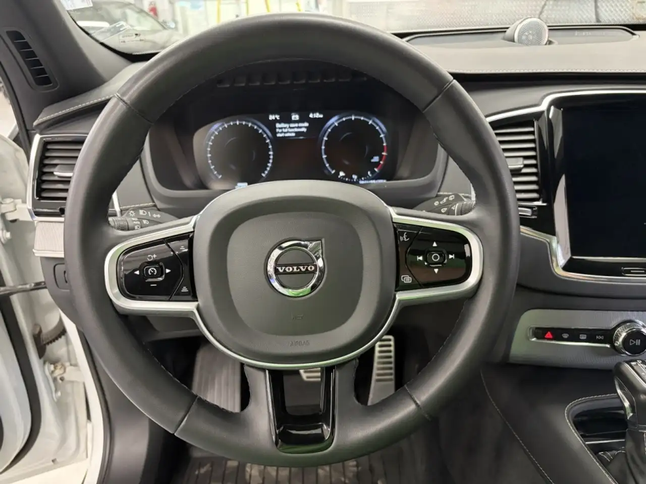 Volvo XC90 photo Volvo XC90