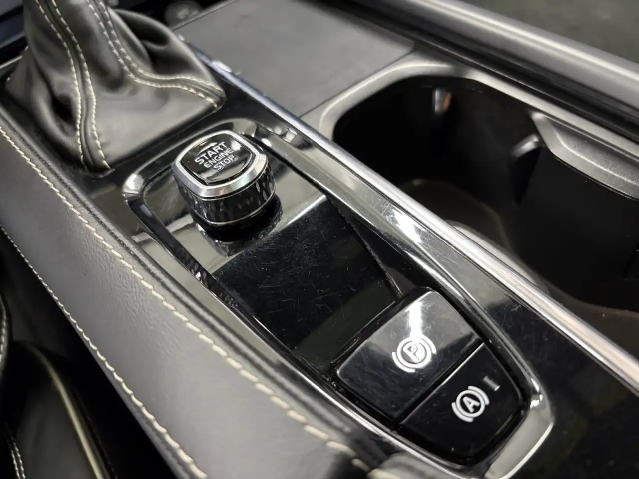 Volvo XC90 photo Volvo XC90