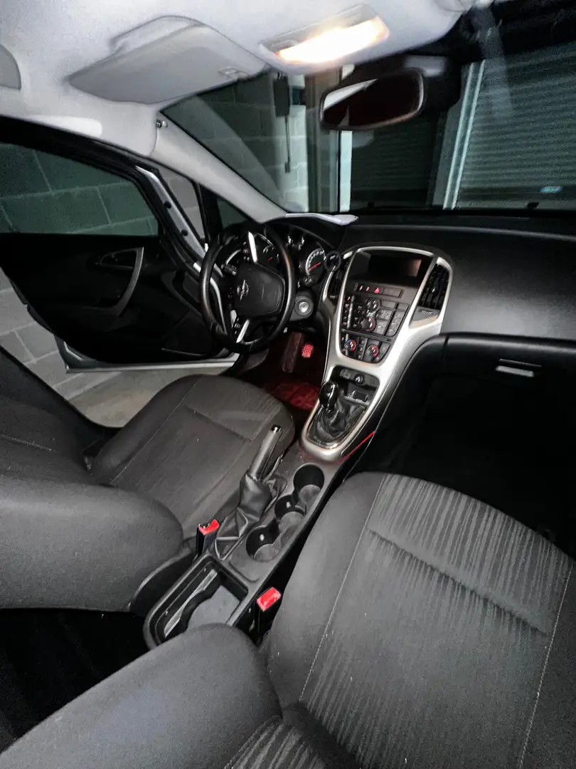 Opel Astra Astra IV 2010 5p 1.7 cdti Cosmo 110cv Grigio - 1