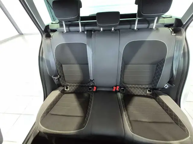 Skoda Fabia view 14