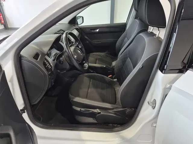 Skoda Fabia view 8