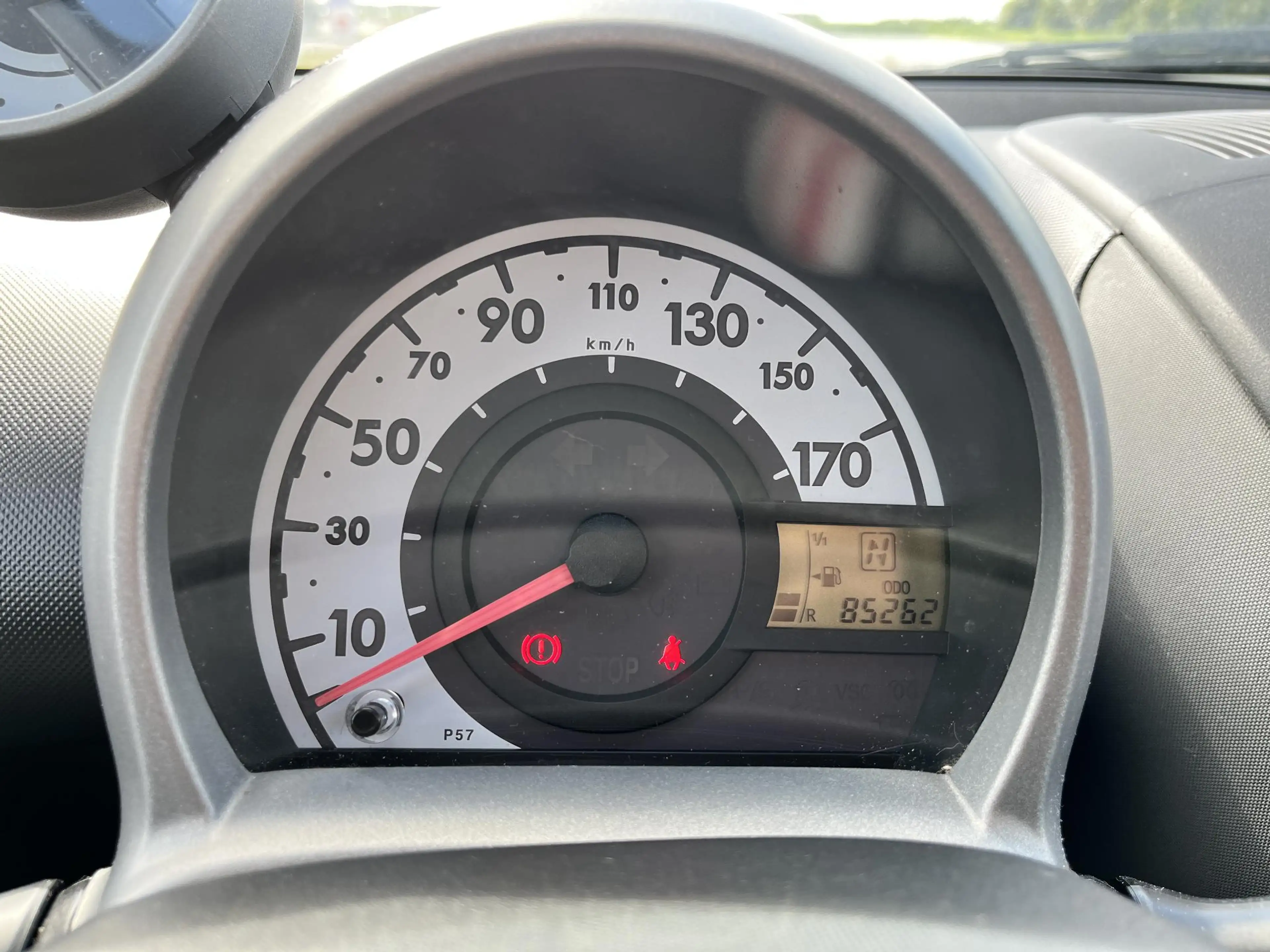 Peugeot 107 1.0-12V XS Automaat, airco — photo 21