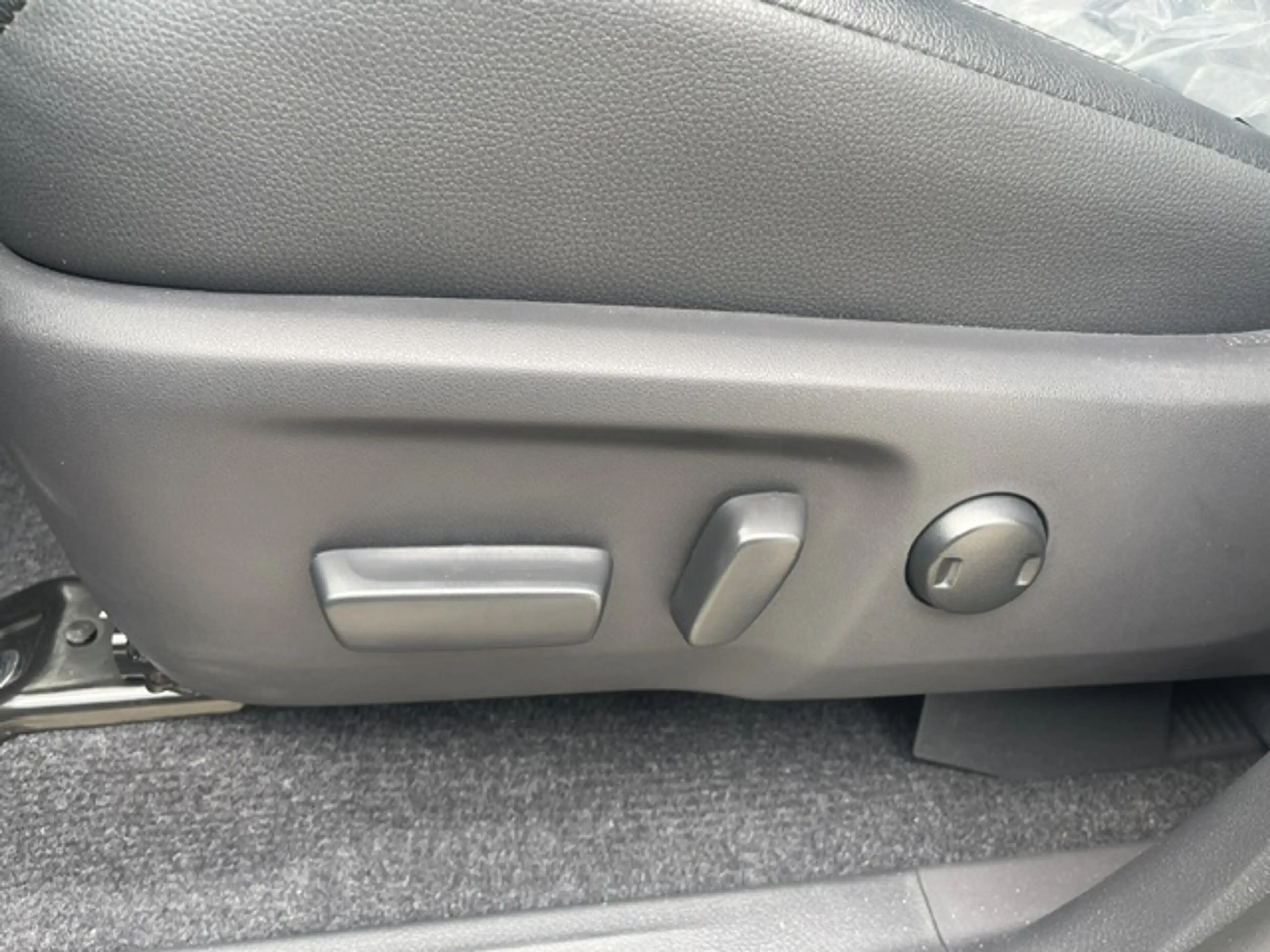 Toyota Hilux HiLux 4x4 Electric Double Cab Autm.  (54 kWh) Executive — photo 10