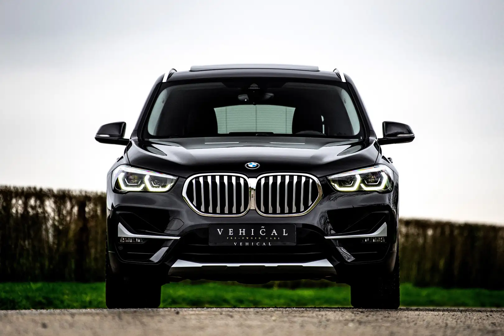 BMW X1 X-LINE | PANO | HEAD UP | CAMERA |SFEERVERLICHTING Noir - 2