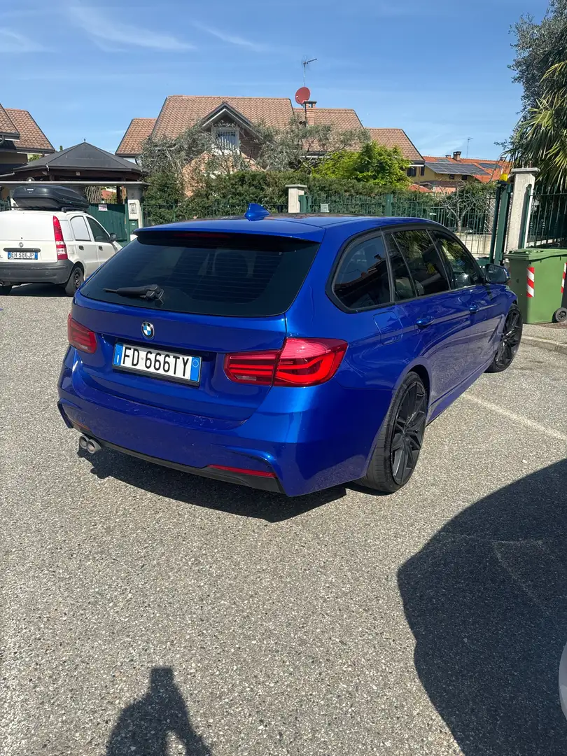 BMW 320 320d Touring Msport auto Blu/Azzurro - 2