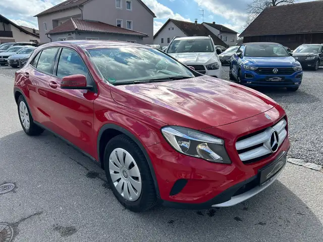 Mercedes-Benz GLA 200 GLA GLA 200 SCORE*NAVI*SHZ*AHK*