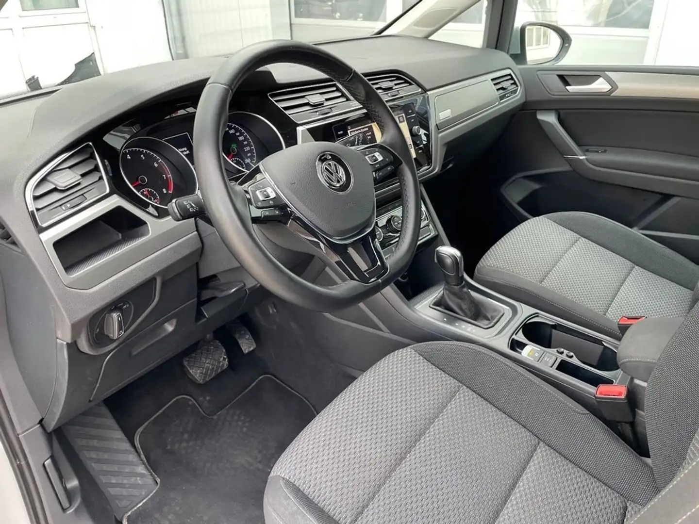 Volkswagen Touran 1.5 TSI DSG comfortline BlueMotion Technology Argento - 2