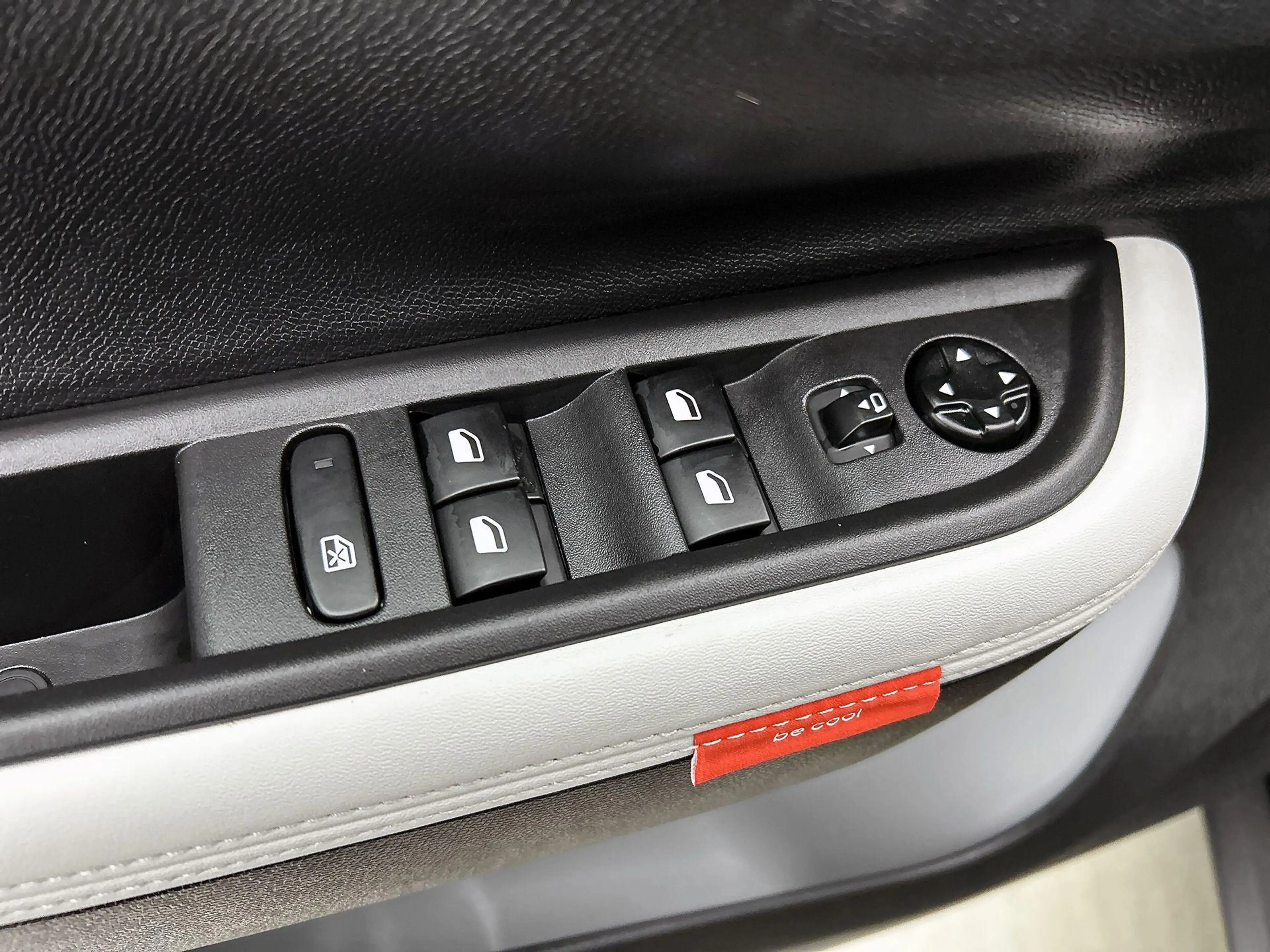 Citroen E-C3 Max 113pk Comfort Range 44 kWh | Navigatie | Achte — photo 15