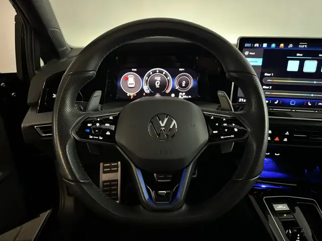 Volkswagen Golf view 13