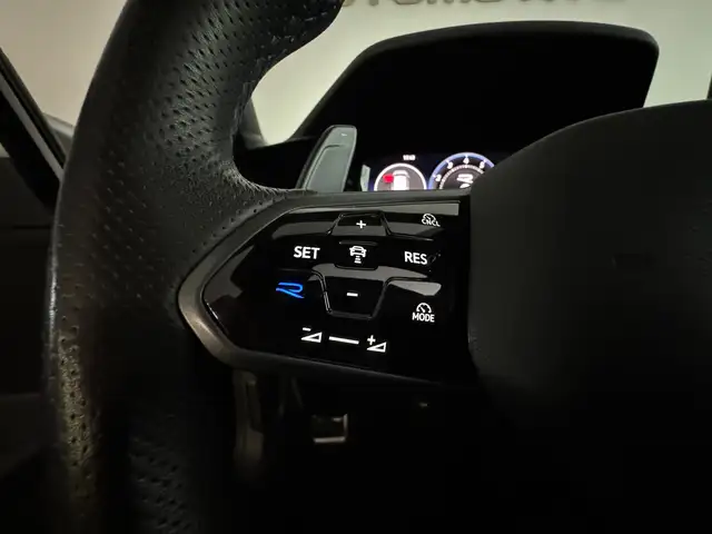 Volkswagen Golf view 15