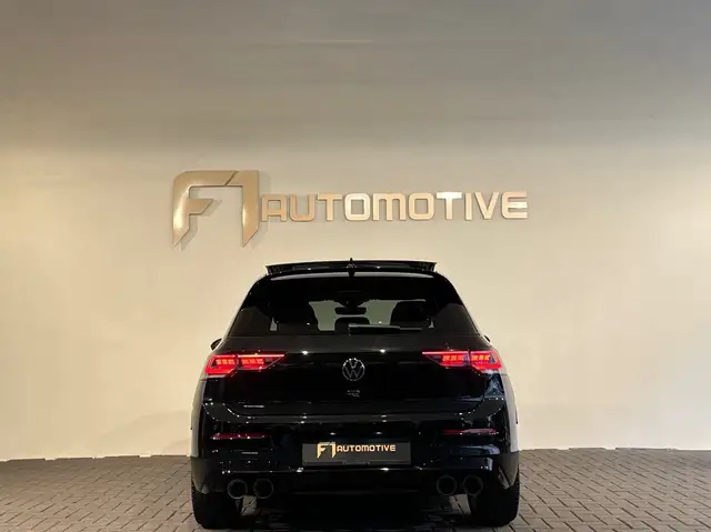 Volkswagen Golf view 11