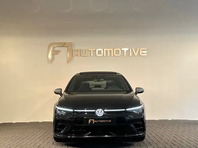 Volkswagen Golf view 9