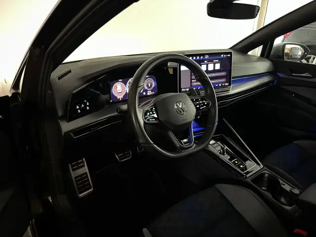 Volkswagen Golf view 5