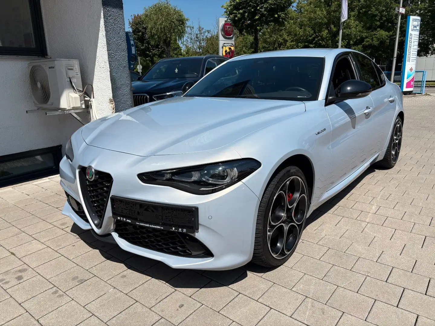 Alfa Romeo Giulia MY24 VELOCE 2.0 Turbo 16V  AT8 Weiß - 1