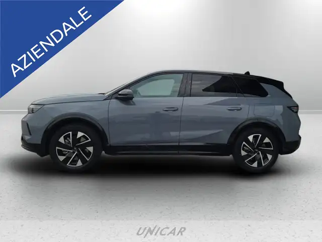 Opel Grandland view 2