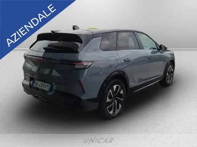 Opel Grandland view 5