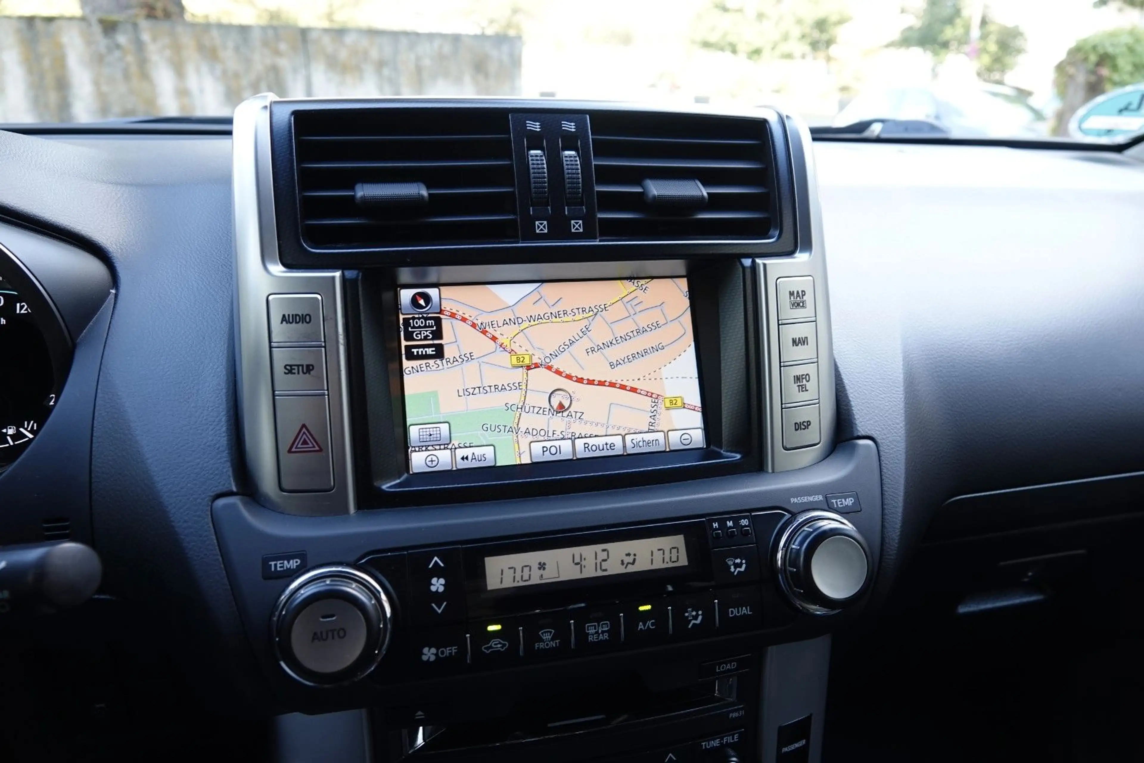 Toyota Land Cruiser Executive 3.0D *SEHR GEPFLEGT* — photo 13