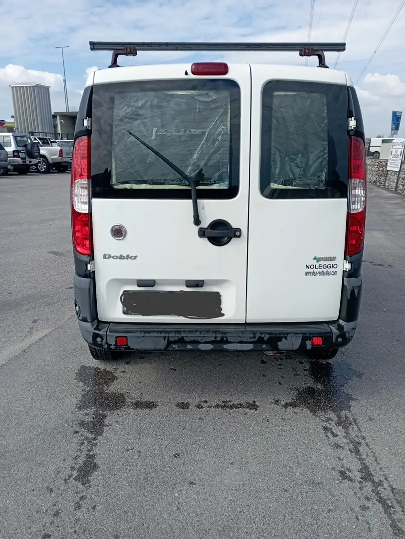 Fiat Doblo 1.6 16v natural power Active Blanco - 2