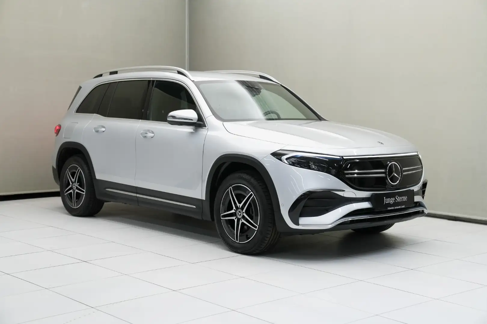 Mercedes-Benz EQB 300 4MATIC Österreich-Edition S-Sitz Navi Argintiu - 2