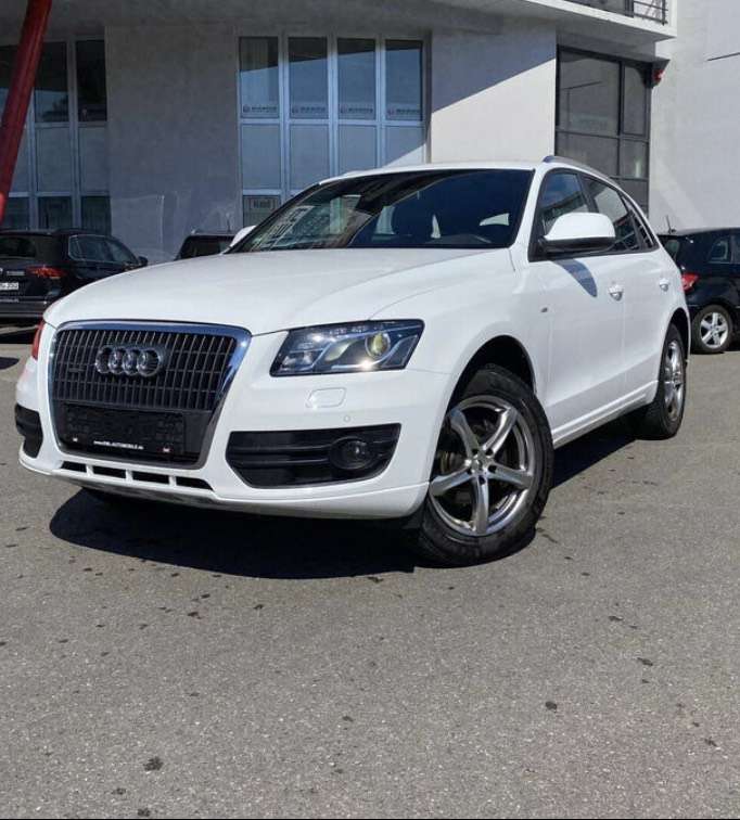Second hand Audi Q5 2.0