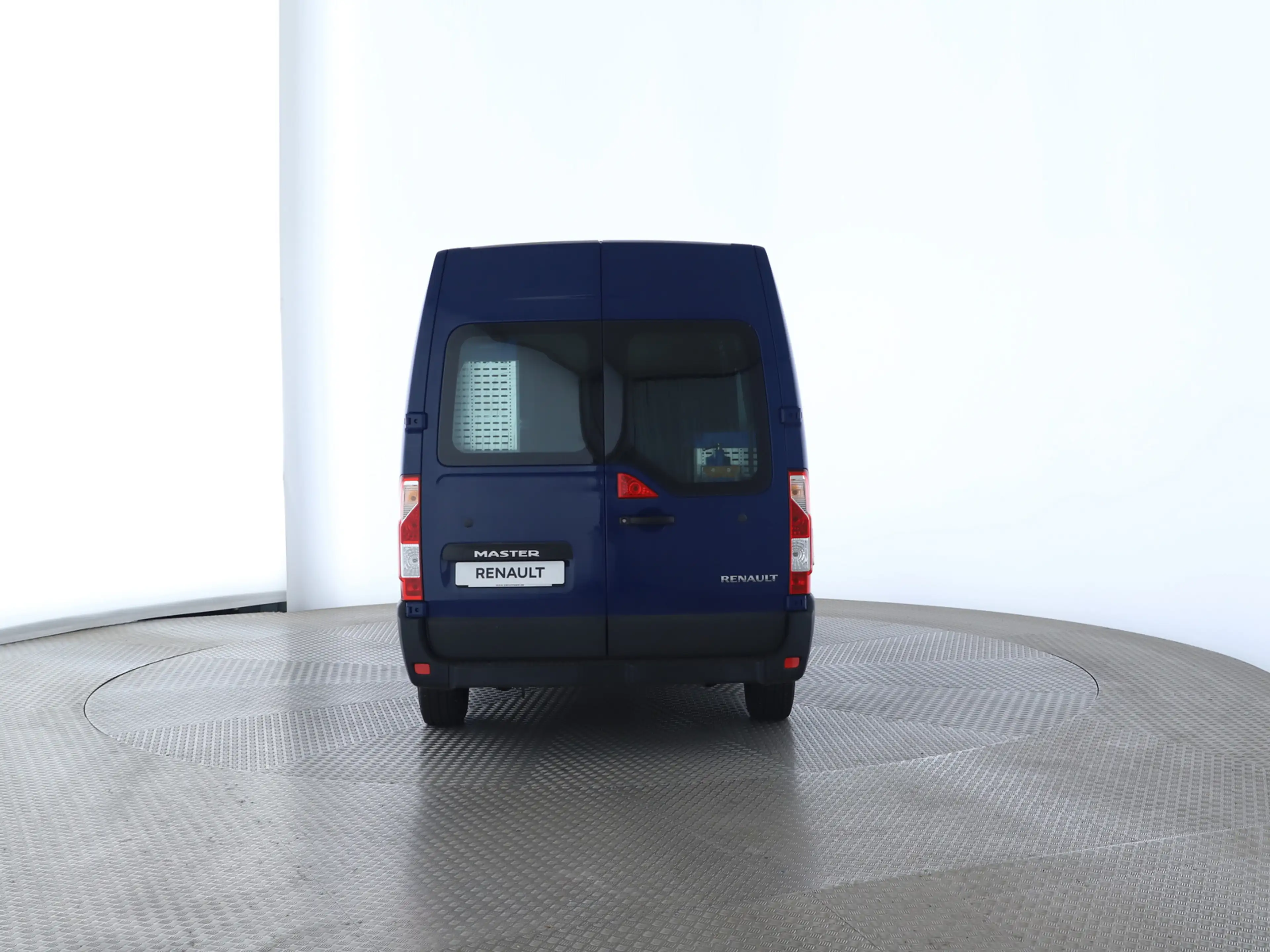 Renault Master 2.3 DCI 180 L2H2 3,5t — photo 5