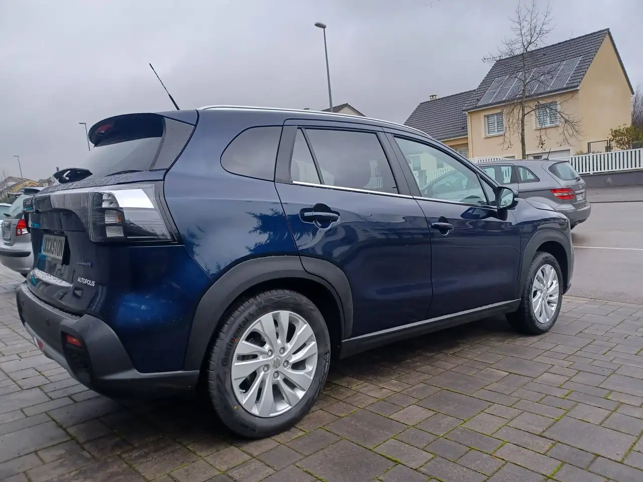 Suzuki S-Cross 2025
