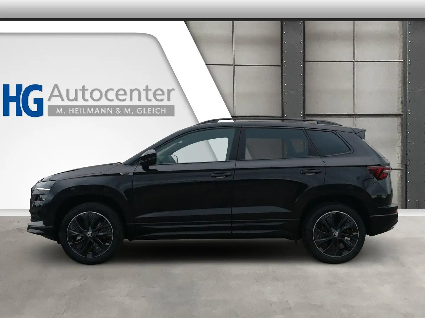Skoda Karoq 1.5TSI Sportline PanoAHK Matrix5J.Garantie Schwarz - 2