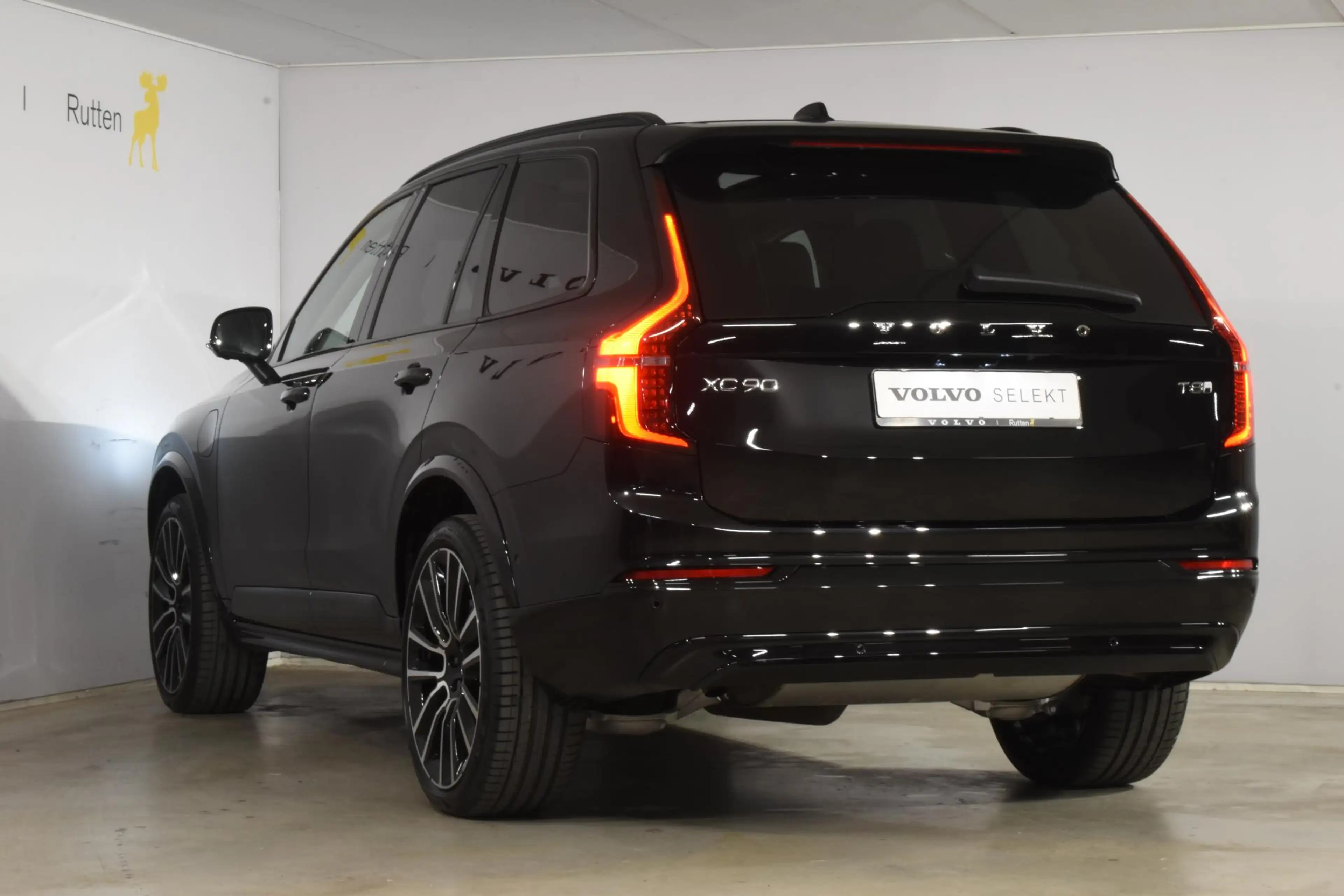 Volvo XC90 T8 455PK Plug-in hybrid AWD Ultra Dark / Bowers & — photo 6