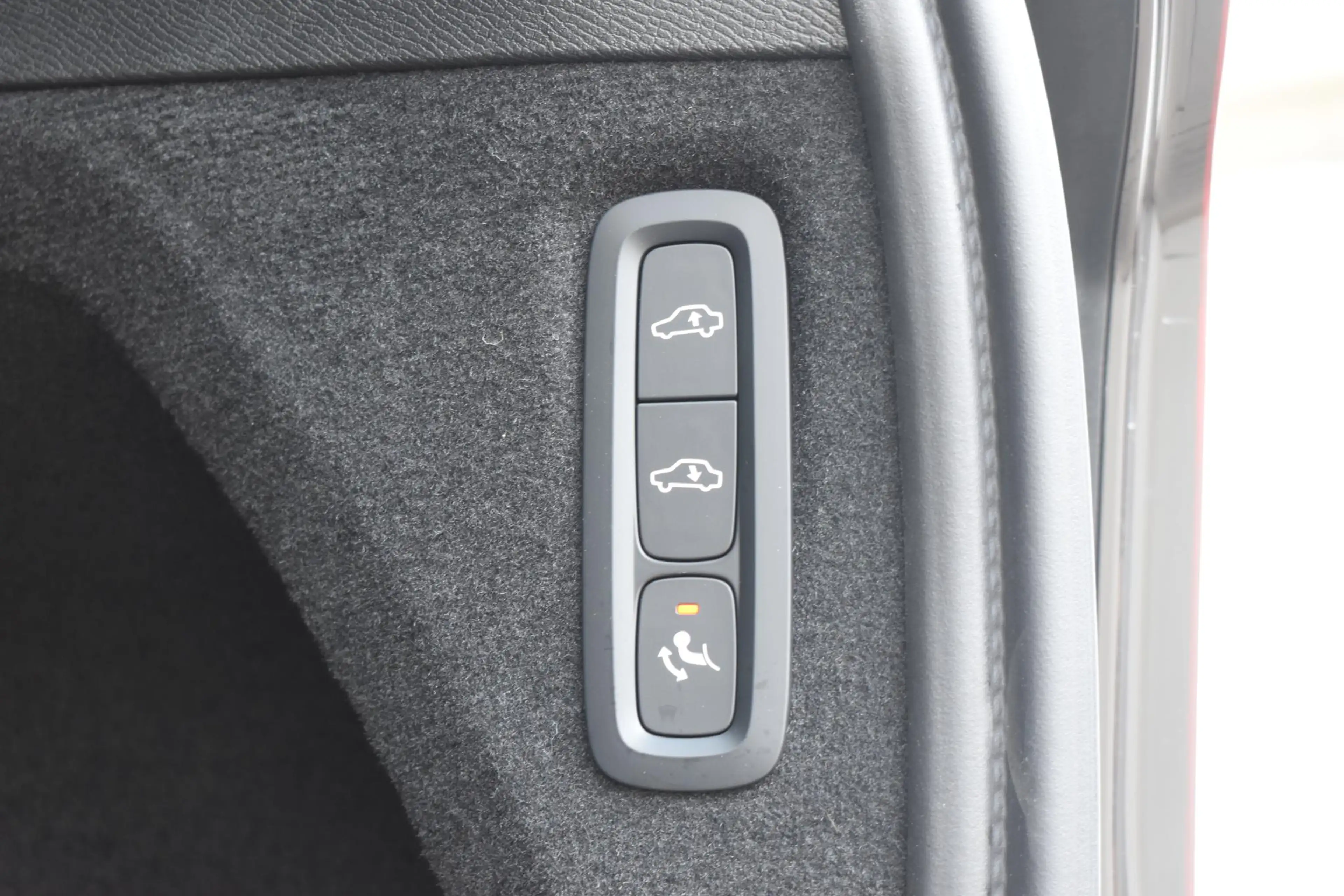 Volvo XC90 T8 455PK Plug-in hybrid AWD Ultra Dark / Bowers & — photo 4